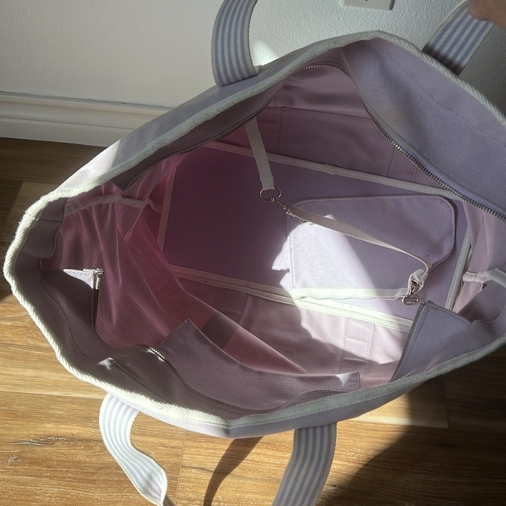 LACOSTE Canvas Large Weekend Tote Bag - Picture 7 of 15